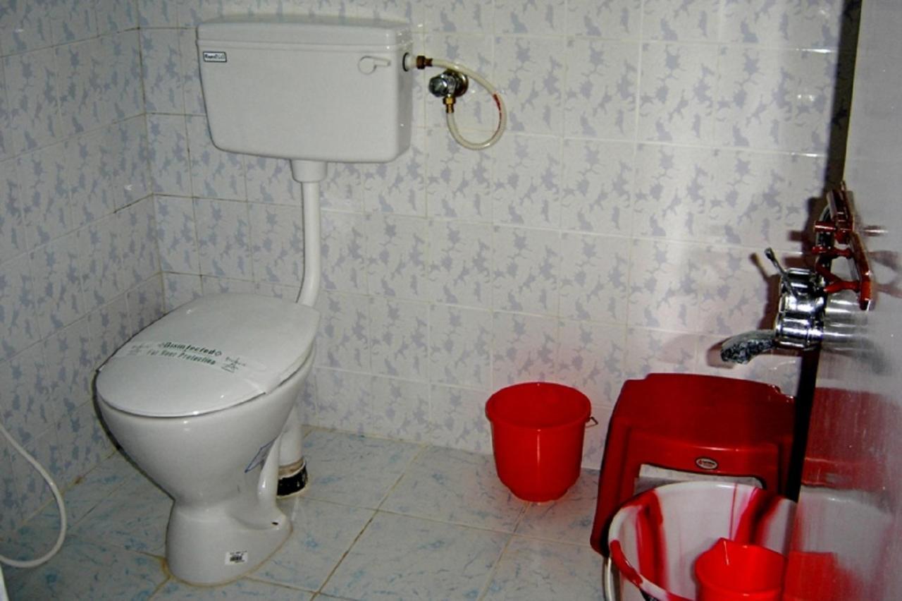 French Guest House Пондичери Екстериор снимка