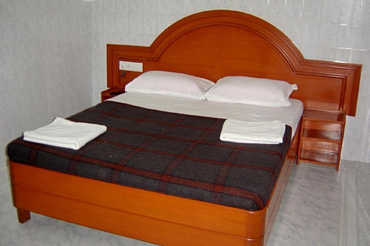 French Guest House Пондичери Екстериор снимка